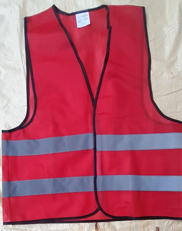 120gsm red reflective vest with a black piping